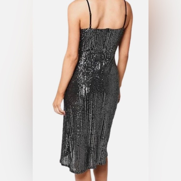 NWT Cupcakes & Cashmere Women’s Joelle Wrap Sequins Midi Dress Black XS - Picture 2 of 13